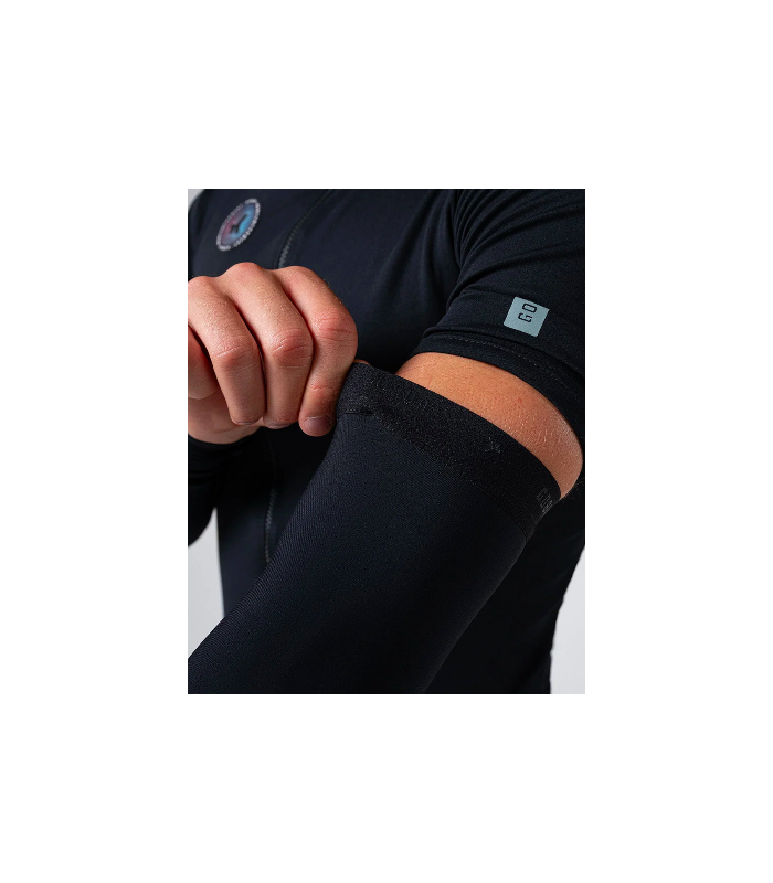 Manguitos Gobik Kaba 2.0 Termicos Unisex Pitch Negro